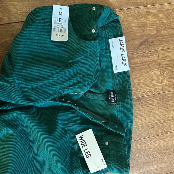 Wide Leg Green Corduroy Pants - Picture 3 of 4